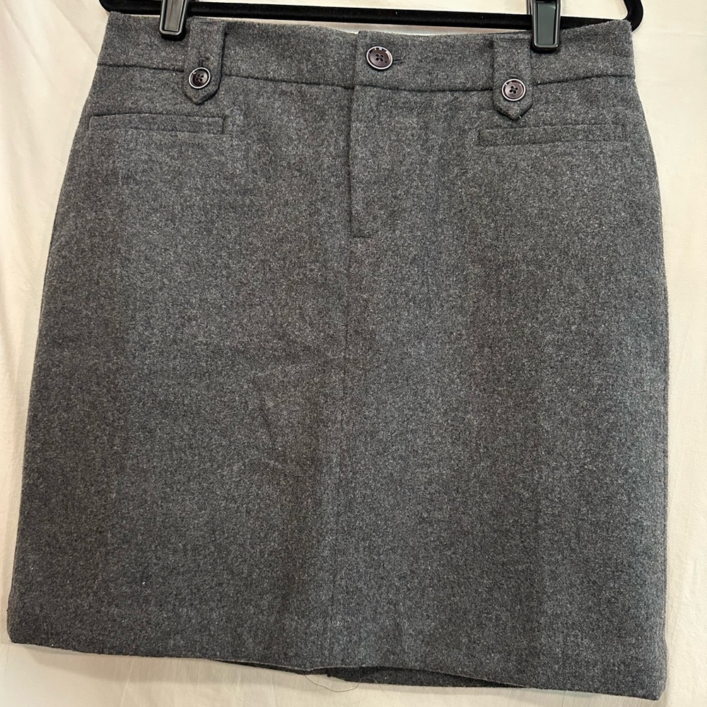 Eddie Bauer Gray Pencil Mini Skirt for Work